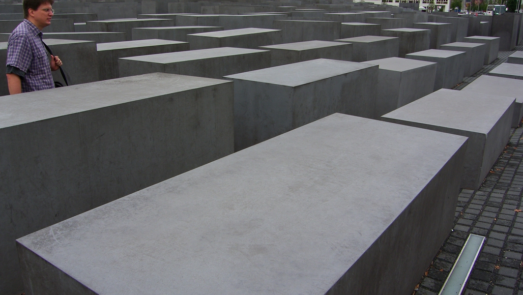 SH107979.JPG